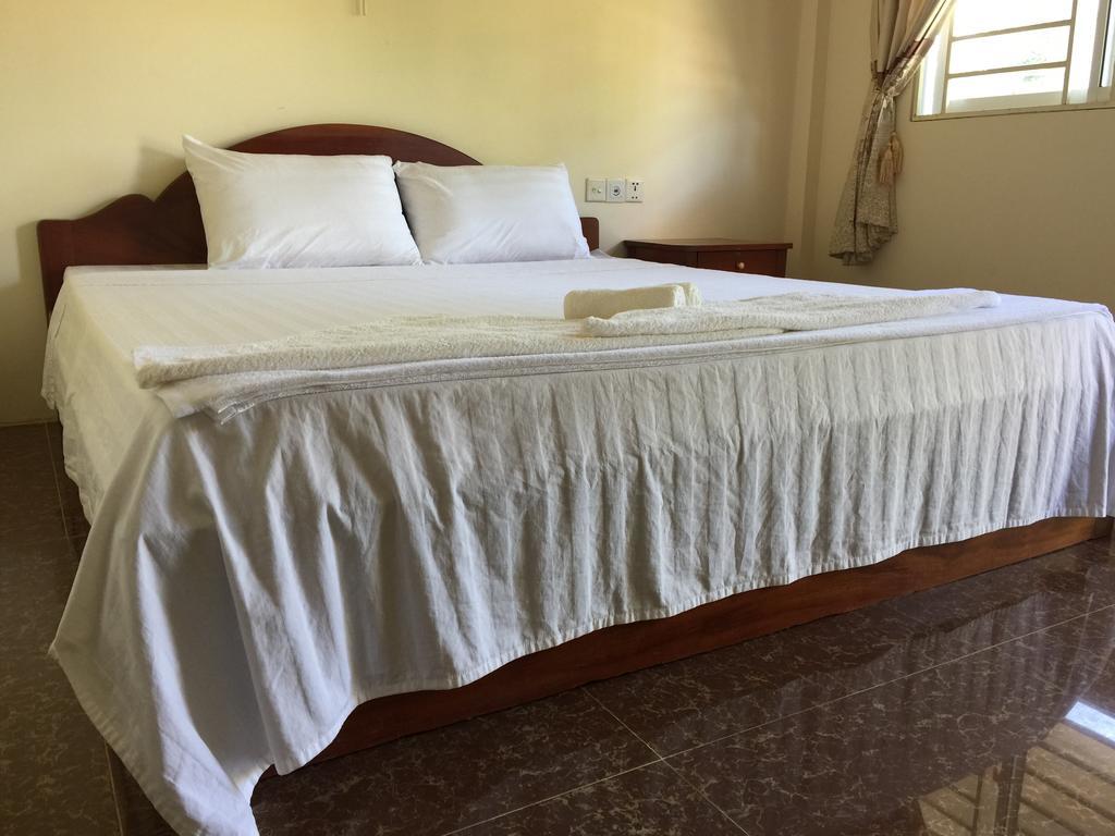 The Moonflower Bungalow Hotel Сиханоуквил Екстериор снимка