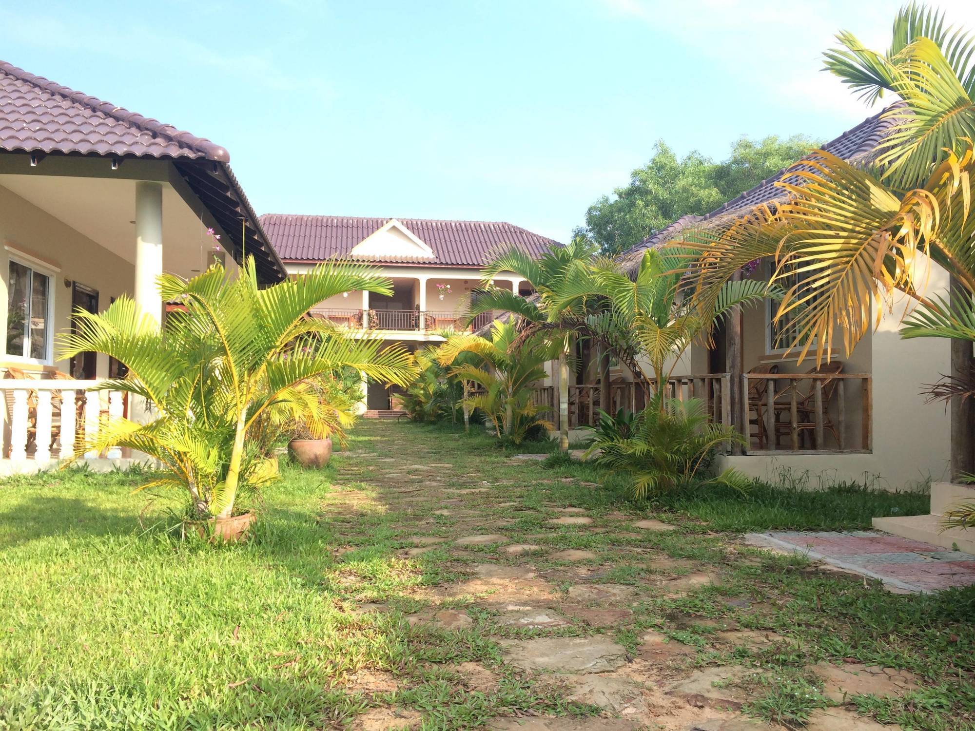 The Moonflower Bungalow Hotel Сиханоуквил Екстериор снимка